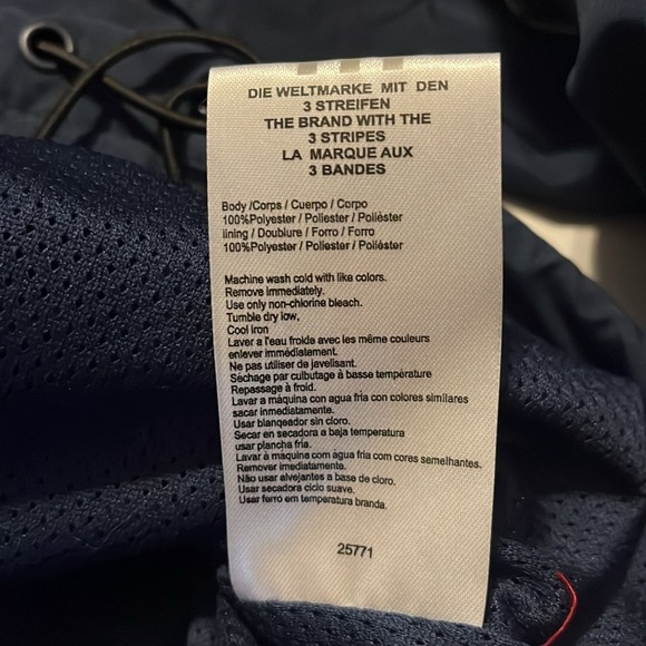 Adidas-M-University of Notre Dame-full zip, lined,embroidered,windbreaker/jacket - Picture 10 of 15